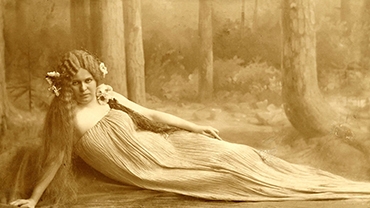 Růžena Maturová – první Rusalka, 1901 (Archiv Národního divadla v Praze)